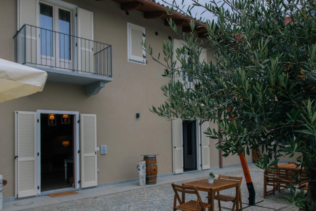 Agriturismo Agli Ulivi ซาลุซโซ ภายนอก รูปภาพ